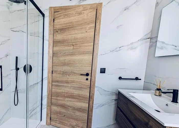 Majestic Navigli Rome